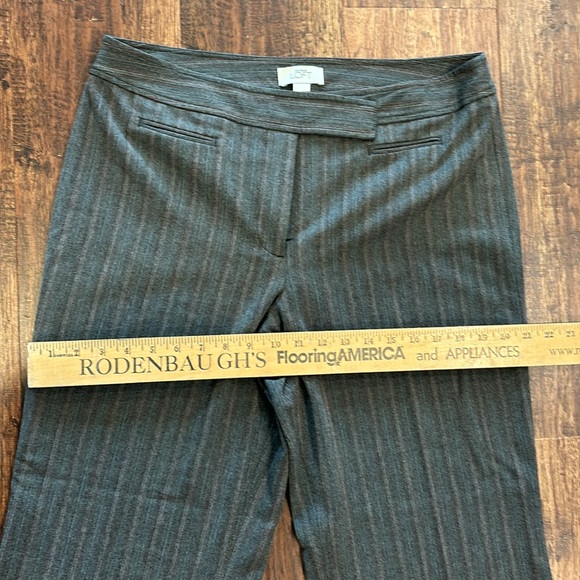 Ann Taylor Loft Women’s 12 Wide Leg Grey with Maroon pinstripes slacks - Picture 5 of 9